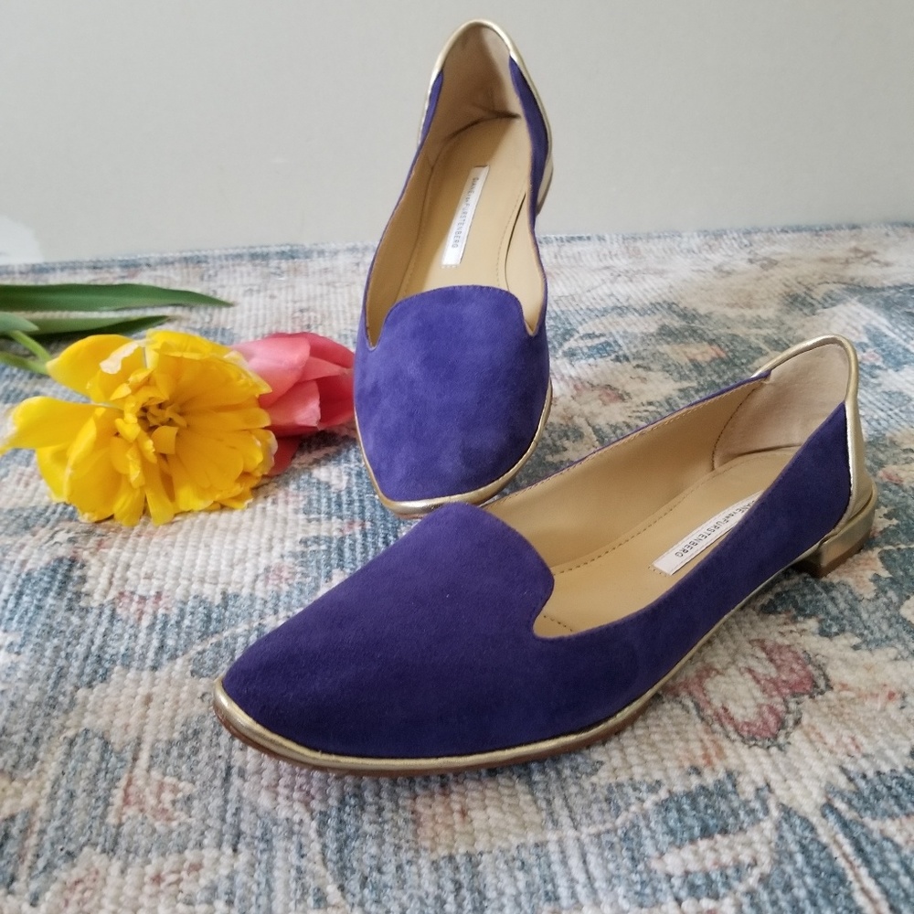 Diane Von Fursteburg indigo suede flat shoe